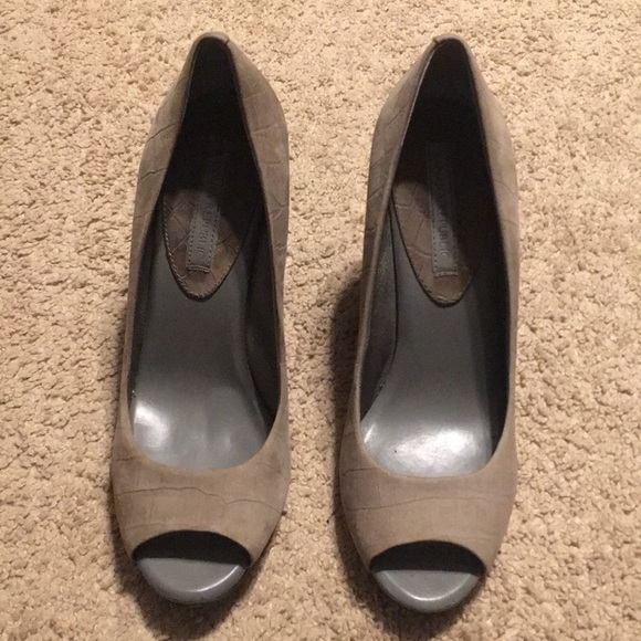 Banana Republic Shoes - Banana Republic suede wedges